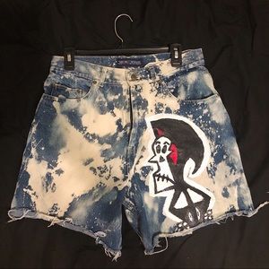 GRIM ADVENTURES OF BILLY & MANDY BLEACHED SHORTS